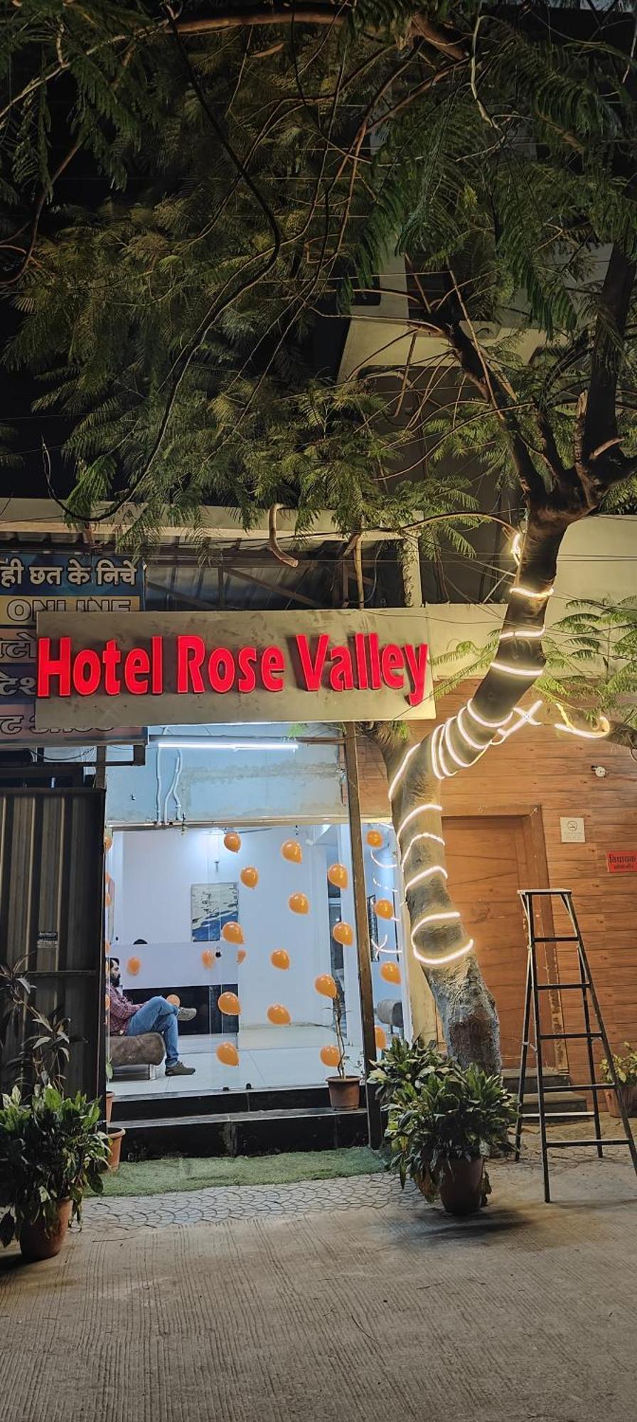 Hotel Rose Valley Indore Exterior photo